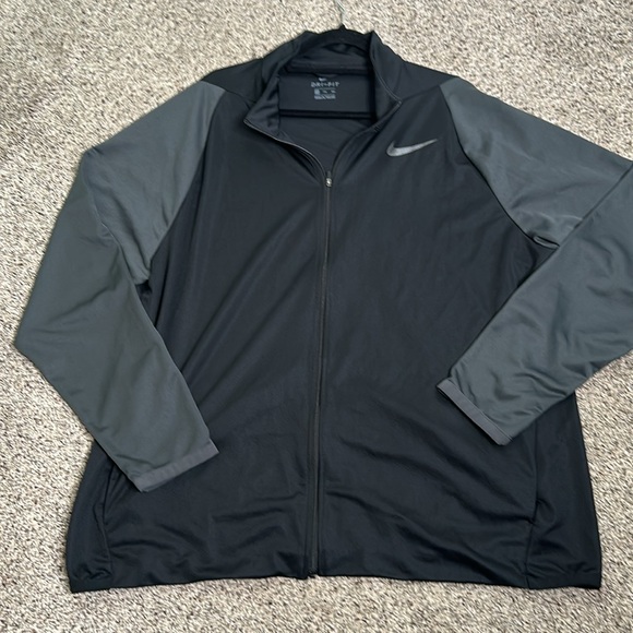 Nike dry fit zip up jacket size xxL lightweight black gray - Picture 5 of 6